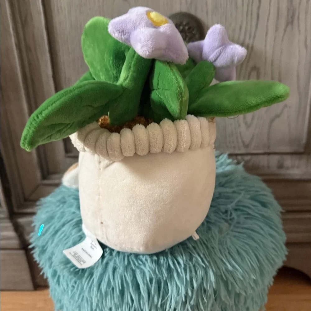 Plush Flower Pot with Green Leaves - Picture 3 of 4
